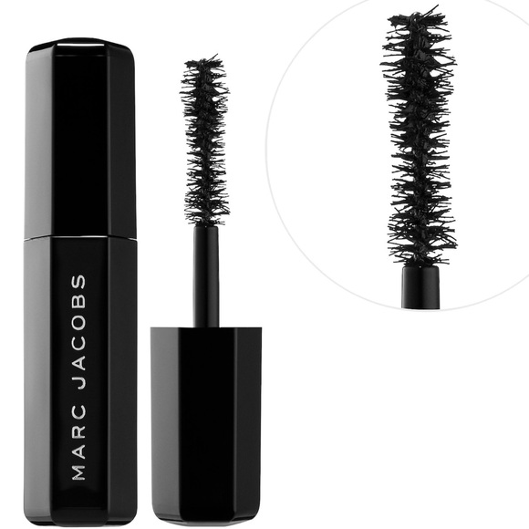 Marc Jacobs Other - Marc Jacobs Velvet Noir Major Volume Mascara